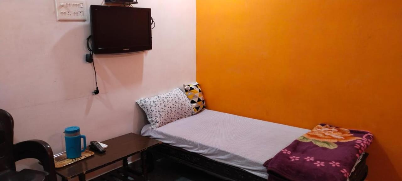 Varun Residency Bhadrácsalam Kültér fotó
